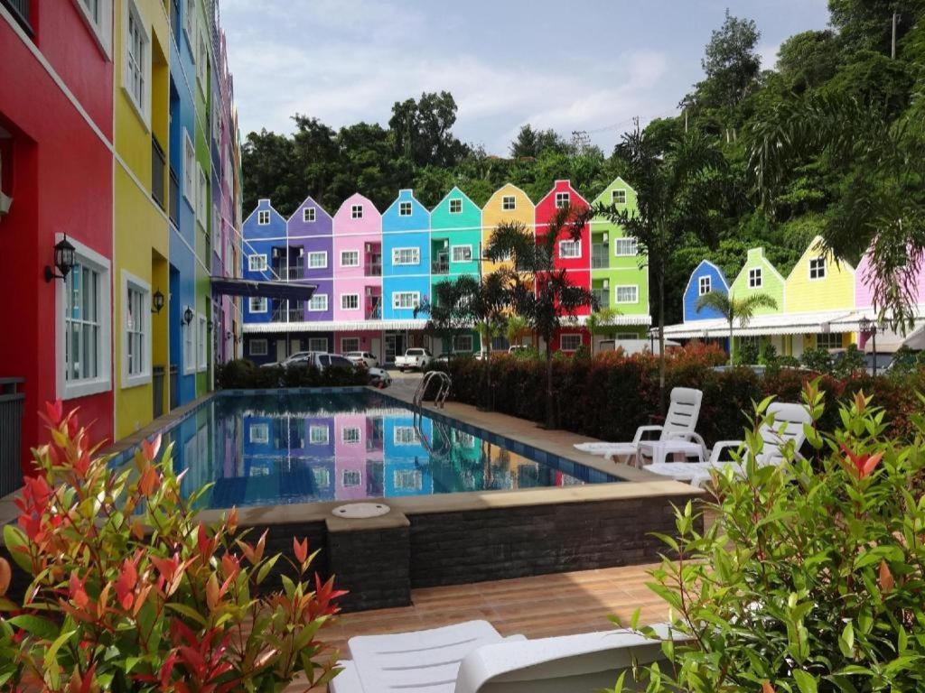 Holland Resort Phuket Bagian luar foto