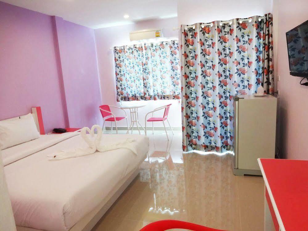 Holland Resort Phuket Bagian luar foto