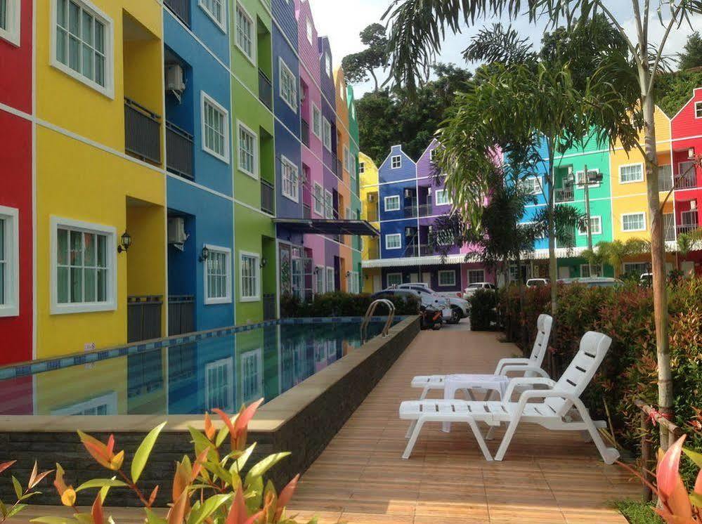 Holland Resort Phuket Bagian luar foto